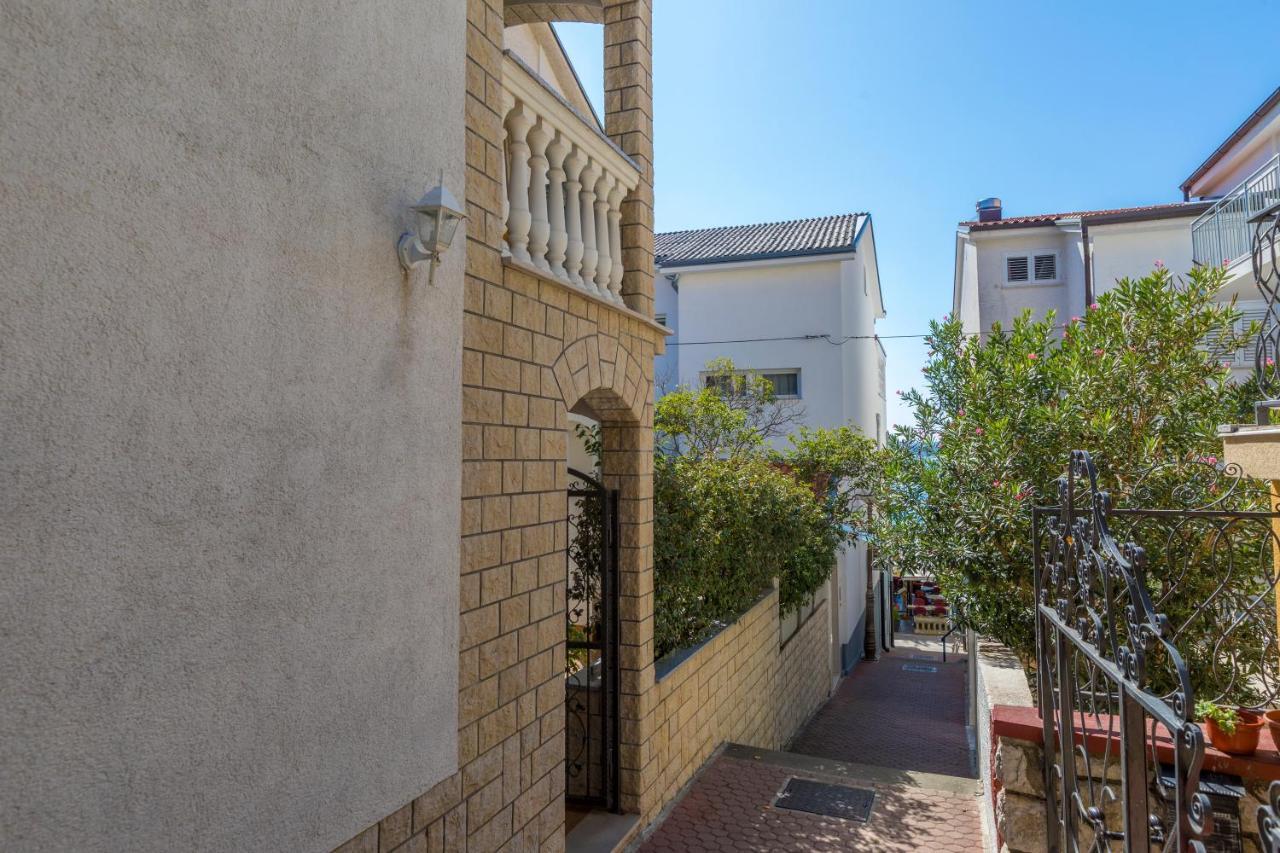 Apartment Katnic 1-2-3 Crikvenica Exterior photo